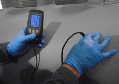 TÜRKAK onaylı laboratuvarlarımızda boya ve kaplama testleri yapıyoruz. Kalınlık, yapışma ve korozyon dayanımı ölçümleriyle üretim kalitenizi güvence altına alın.